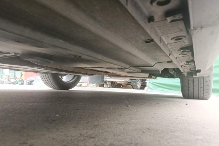 Used CHANGAN UNI-V 2022 1.5T Prestige Version Chassis Front Left