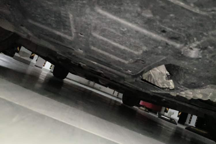 Used CHANGAN UNI-V 2022 1.5T Sport Edition Chassis Front
