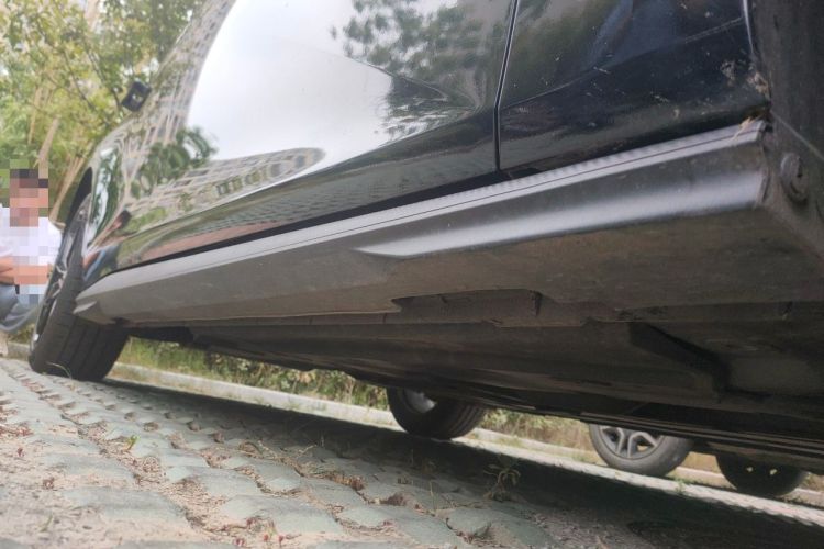Used CHANGAN UNI-V 2022 1.5T Prestige Version Chassis Front Right
