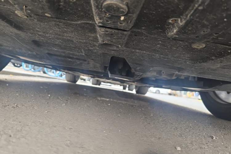 Used CHANGAN UNI-V 2022 1.5T Smart Navigation Version Chassis Front