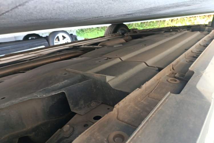 Used CHANGAN UNI-V 2022 1.5T Prestige Version Chassis Rear Left