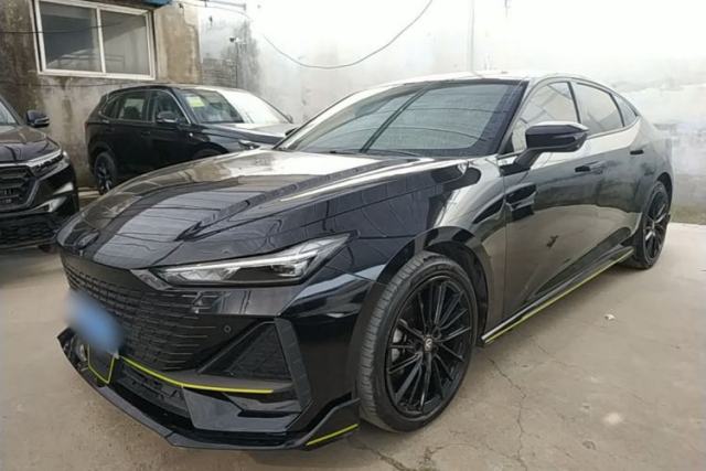 Used CHANGAN UNI-V 2022 1.5T Sport Edition