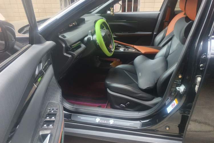 Used CHANGAN UNI-V 2022 1.5T Prestige Version Driver Seat