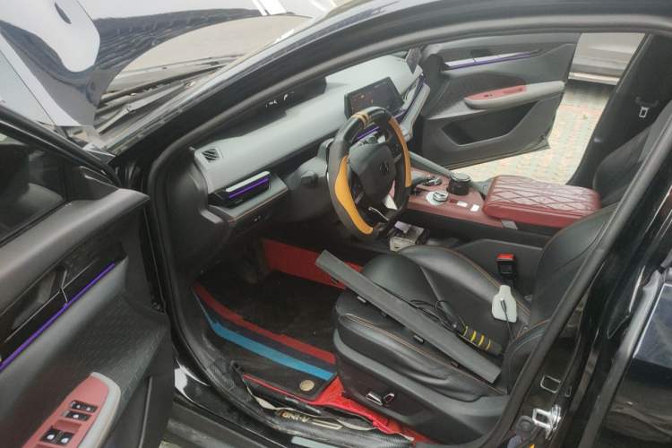 Used CHANGAN UNI-V 2022 1.5T Prestige Version Driver Seat