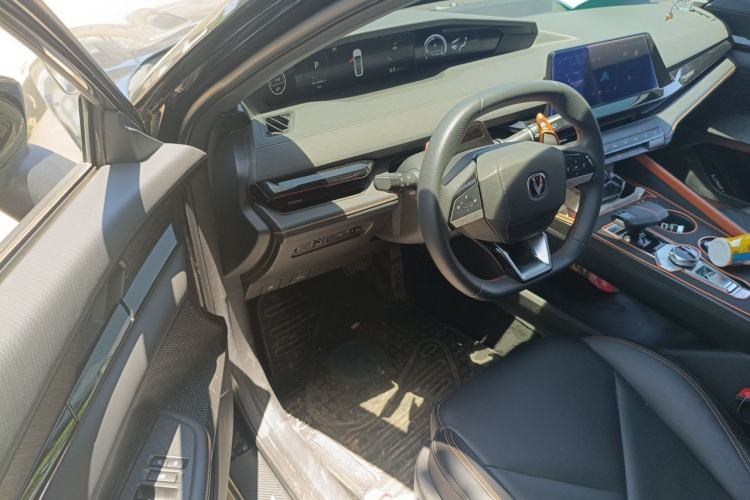 Used CHANGAN UNI-V 2022 1.5T Sport Edition Driver Seat