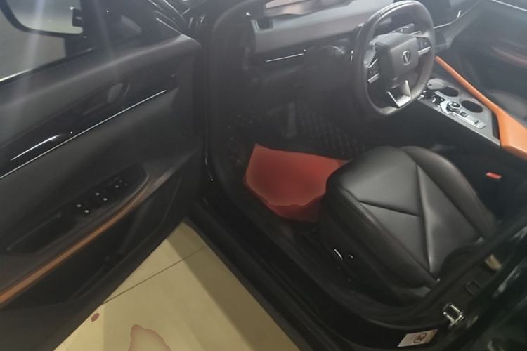 Used CHANGAN UNI-V 2022 1.5T Prestige Version Driver Seat