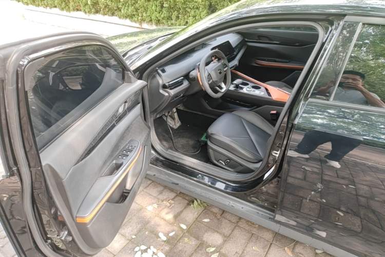 Used CHANGAN UNI-V 2022 1.5T Prestige Version Driver Seat