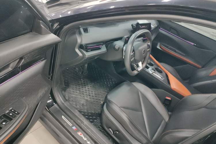 Used CHANGAN UNI-V 2022 1.5T Prestige Version Driver Seat
