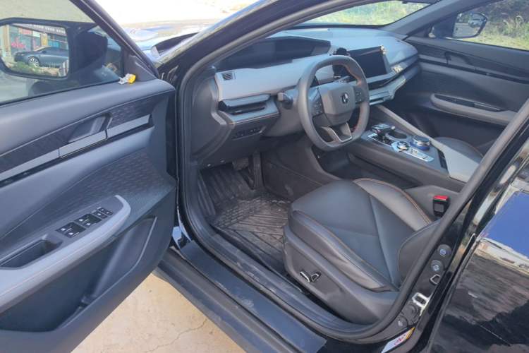 Used CHANGAN UNI-V 2022 1.5T Prestige Version Driver Seat