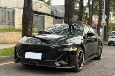 Used CHANGAN UNI-V 2022 1.5T Prestige Version