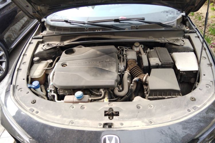 Used CHANGAN UNI-V 2022 1.5T Prestige Version Engine Bay