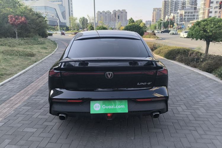 Used CHANGAN UNI-V 2022 1.5T Smart Navigation Version Exterior 4
