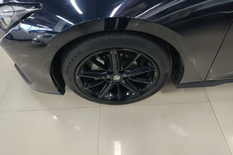 Used CHANGAN UNI-V 2022 1.5T Prestige Version Exterior 4