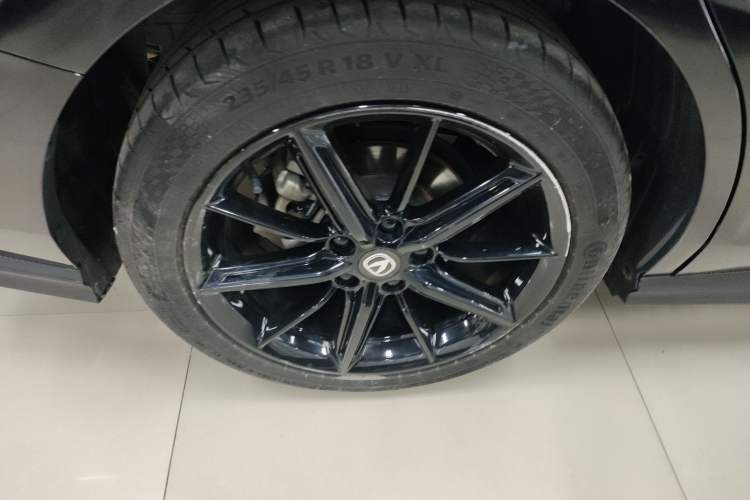 Used CHANGAN UNI-V 2022 1.5T Prestige Version Exterior 5