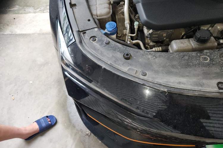 Used CHANGAN UNI-V 2022 1.5T Sport Edition Exterior 6