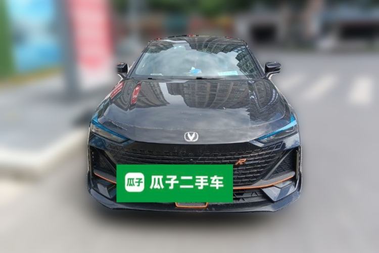 Used CHANGAN UNI-V 2022 1.5T Sport Edition Front