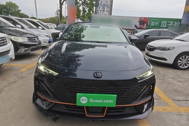 Used CHANGAN UNI-V 2022 1.5T Sport Edition Front