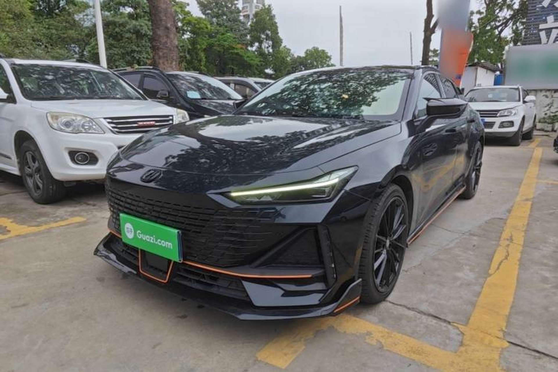 Used CHANGAN UNI-V 2022 1.5T Sport Edition Front Left 45 Deg