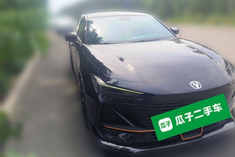 Used CHANGAN UNI-V 2022 1.5T Sport Edition Front Right 45 Deg