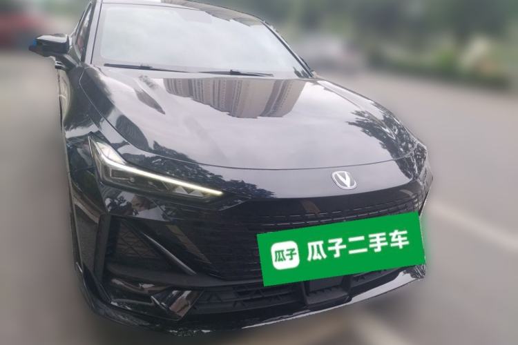 Used CHANGAN UNI-V 2022 1.5T Excellence Model Front Right 45 Deg