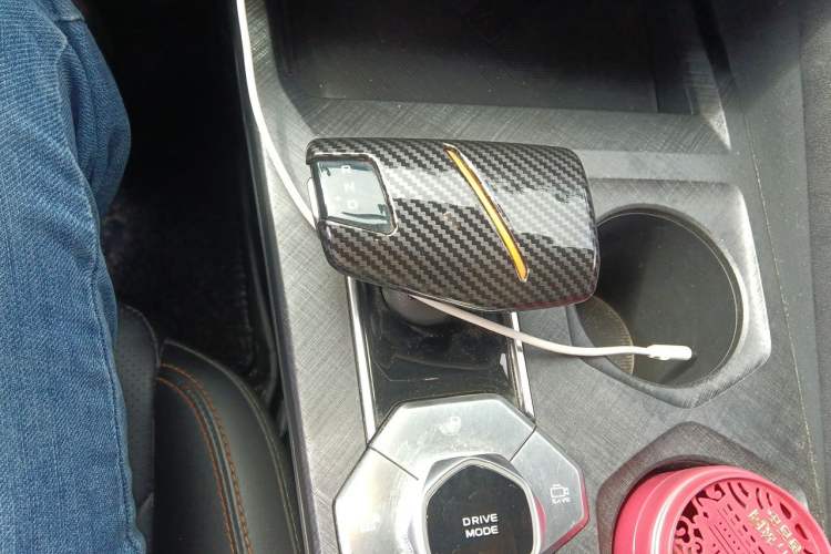 Used CHANGAN UNI-V 2022 1.5T Sport Edition Gear Lever