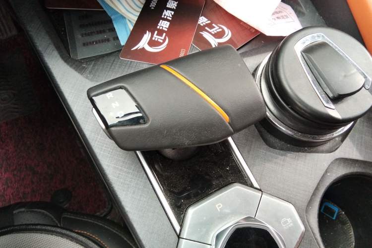 Used CHANGAN UNI-V 2022 1.5T Prestige Version Gear Lever