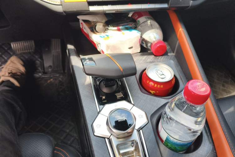 Used CHANGAN UNI-V 2022 1.5T Prestige Version Gear Lever