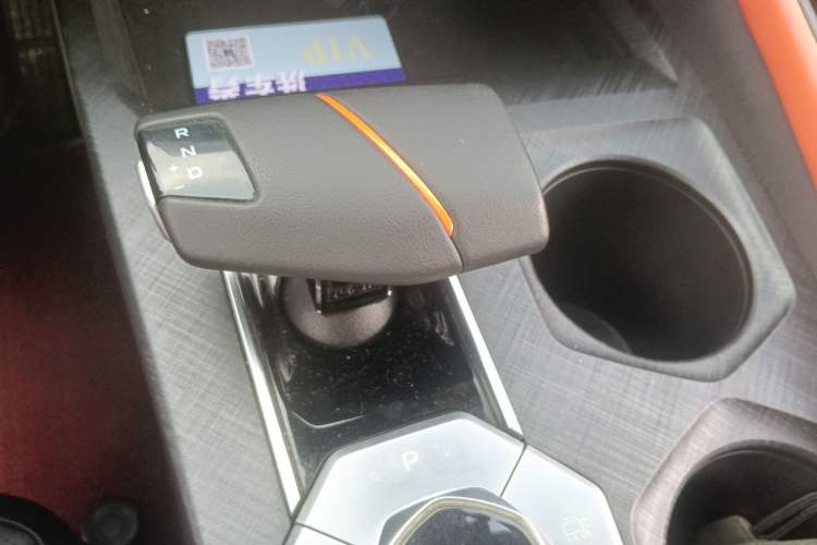 Used CHANGAN UNI-V 2022 1.5T Prestige Version Gear Lever