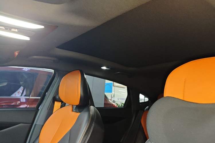 Used CHANGAN UNI-V 2022 1.5T Prestige Version Headliner