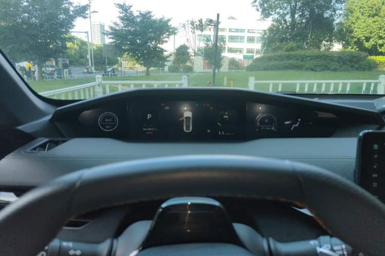 Used CHANGAN UNI-V 2022 1.5T Sport Edition Instrument Cluster
