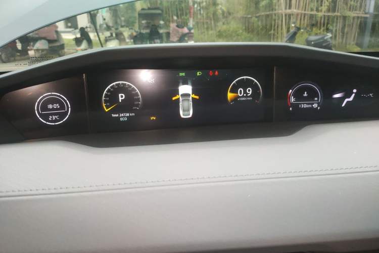 Used CHANGAN UNI-V 2022 1.5T Prestige Version Instrument Cluster