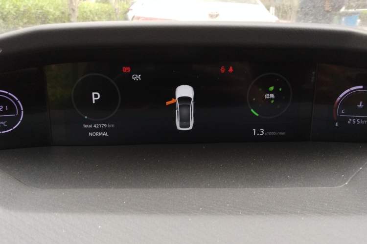 Used CHANGAN UNI-V 2022 1.5T Prestige Version Instrument Cluster