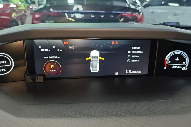Used CHANGAN UNI-V 2022 1.5T Prestige Version Instrument Cluster