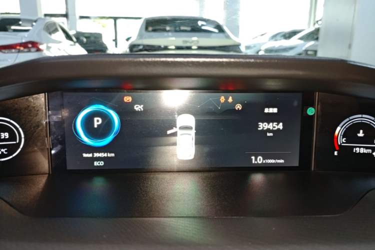 Used CHANGAN UNI-V 2022 1.5T Prestige Version Instrument Cluster