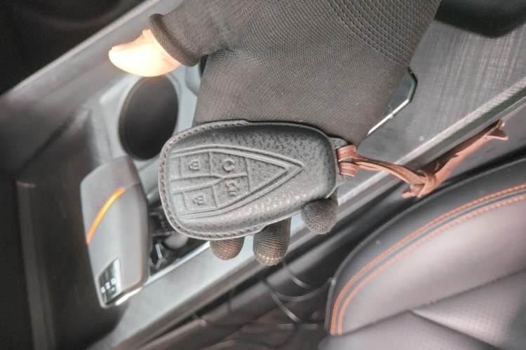 Used CHANGAN UNI-V 2022 1.5T Sport Edition Interior 1