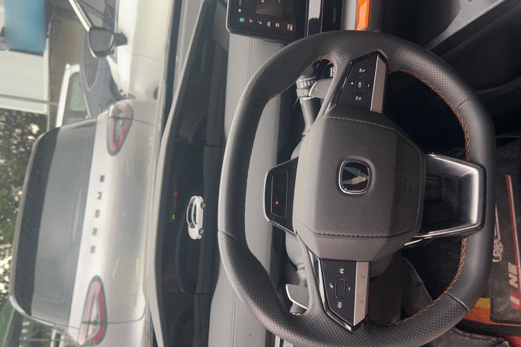 Used CHANGAN UNI-V 2022 1.5T Sport Edition Interior 1