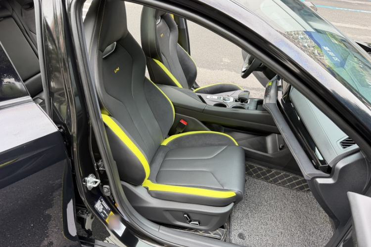 Used CHANGAN UNI-V 2022 2.0T Leading-Speed Edition Interior 1