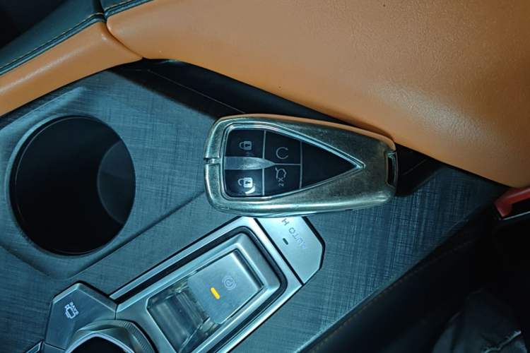 Used CHANGAN UNI-V 2022 1.5T Prestige Version Interior 1