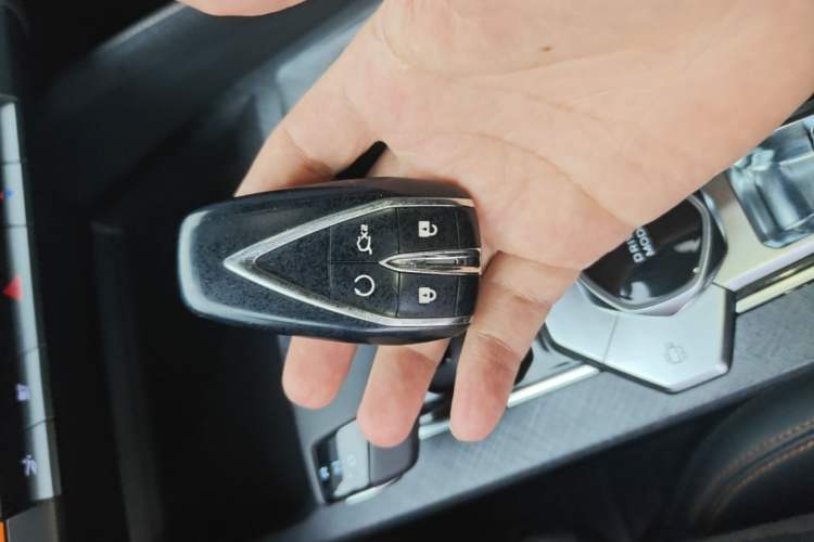 Used CHANGAN UNI-V 2022 1.5T Sport Edition Interior 1