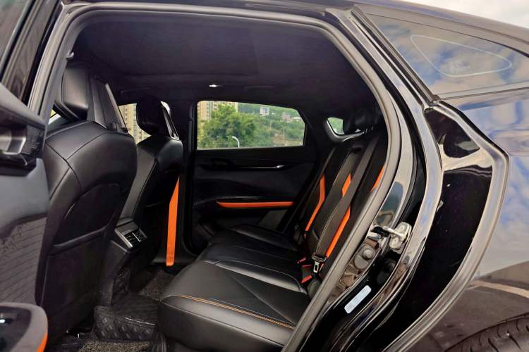 Used CHANGAN UNI-V 2022 1.5T Sport Edition Interior 4