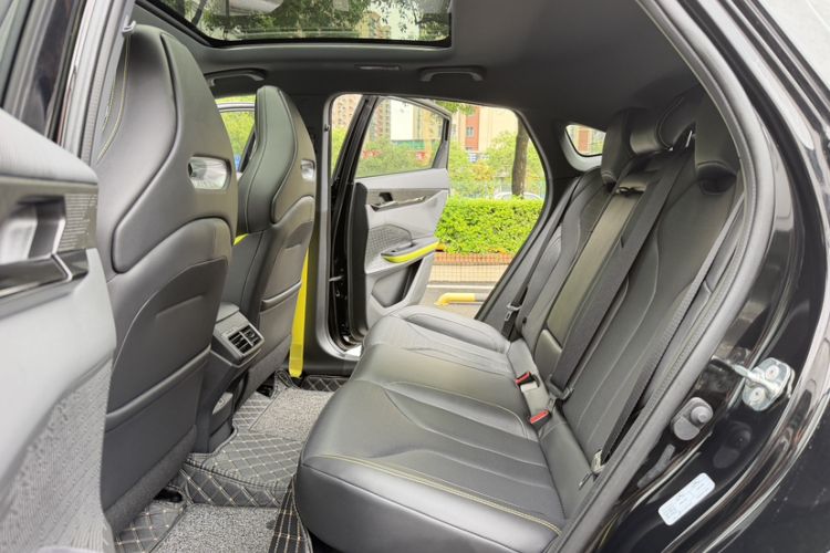 Used CHANGAN UNI-V 2022 2.0T Leading-Speed Edition Interior 6