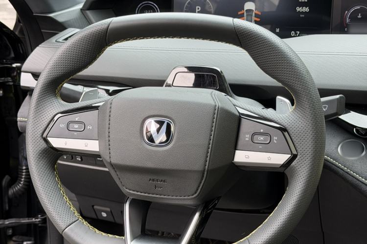 Used CHANGAN UNI-V 2022 2.0T Leading-Speed Edition Interior 7
