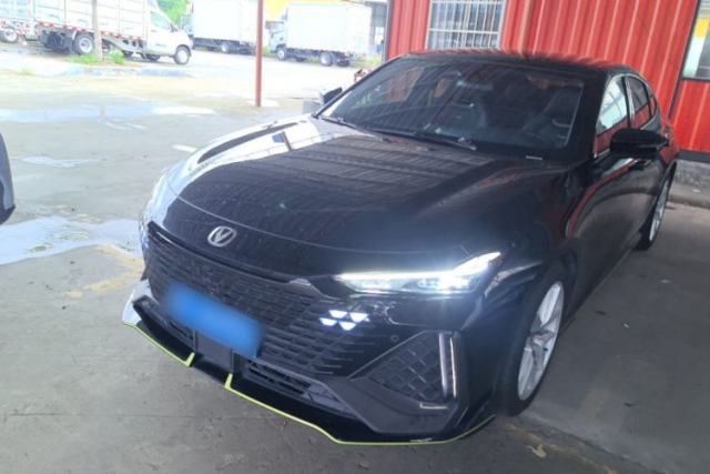 Used CHANGAN UNI-V 2022 2.0T Leading-Speed Edition
