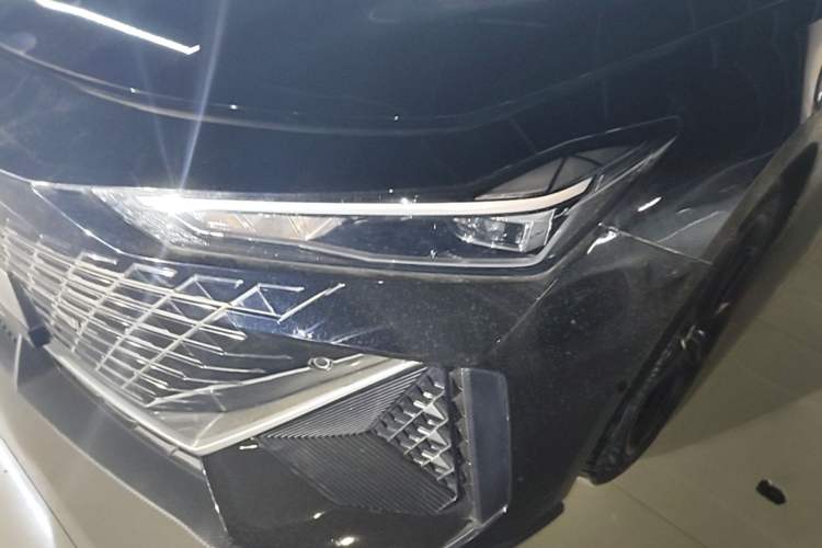 Used CHANGAN UNI-V 2022 1.5T Prestige Version Left Front Headlight