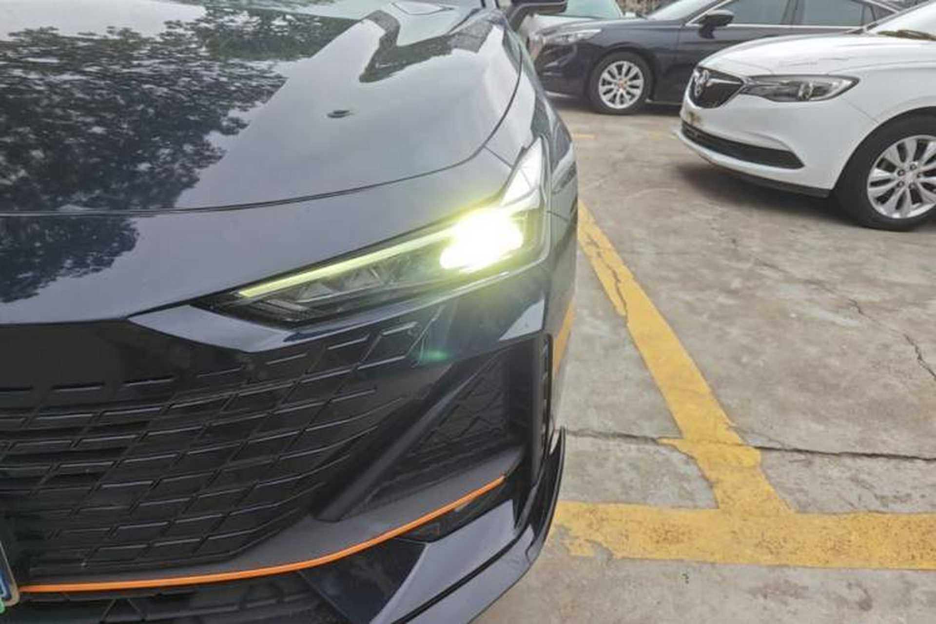 Used CHANGAN UNI-V 2022 1.5T Sport Edition Left Front Headlight