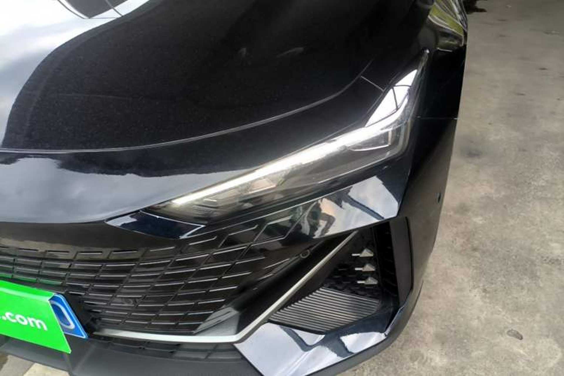 Used CHANGAN UNI-V 2022 1.5T Smart Navigation Version Left Front Headlight