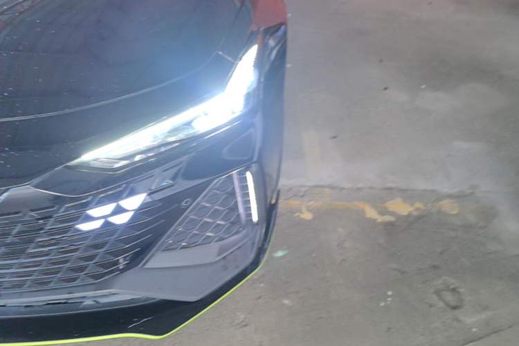 Used CHANGAN UNI-V 2022 2.0T Leading-Speed Edition Left Front Headlight