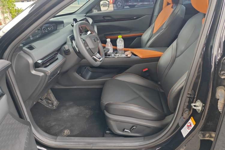 Used CHANGAN UNI-V 2022 1.5T Prestige Version Left Front Seat