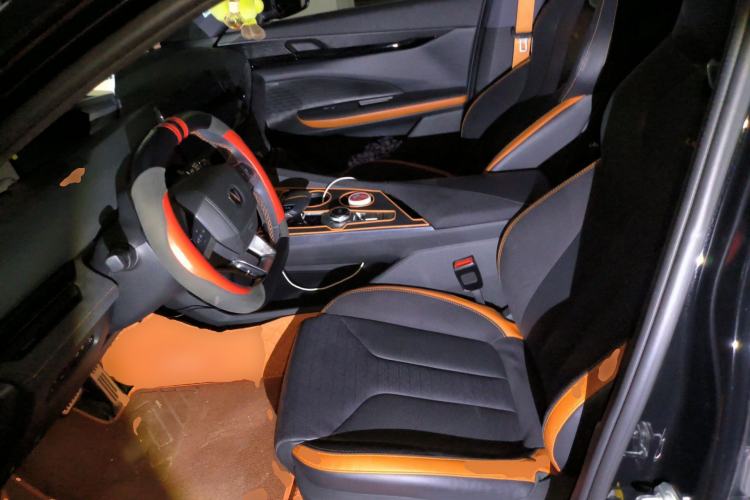 Used CHANGAN UNI-V 2022 2.0T Leading-Speed Edition