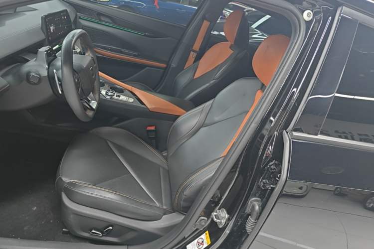 Used CHANGAN UNI-V 2022 1.5T Prestige Version Left Front Seat